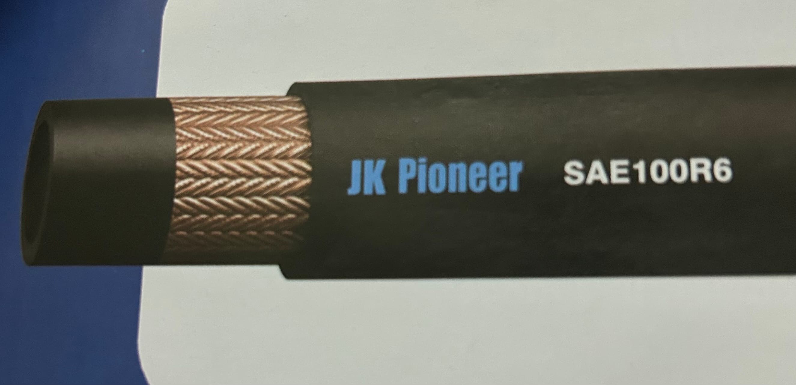 R6 oil delivery hose